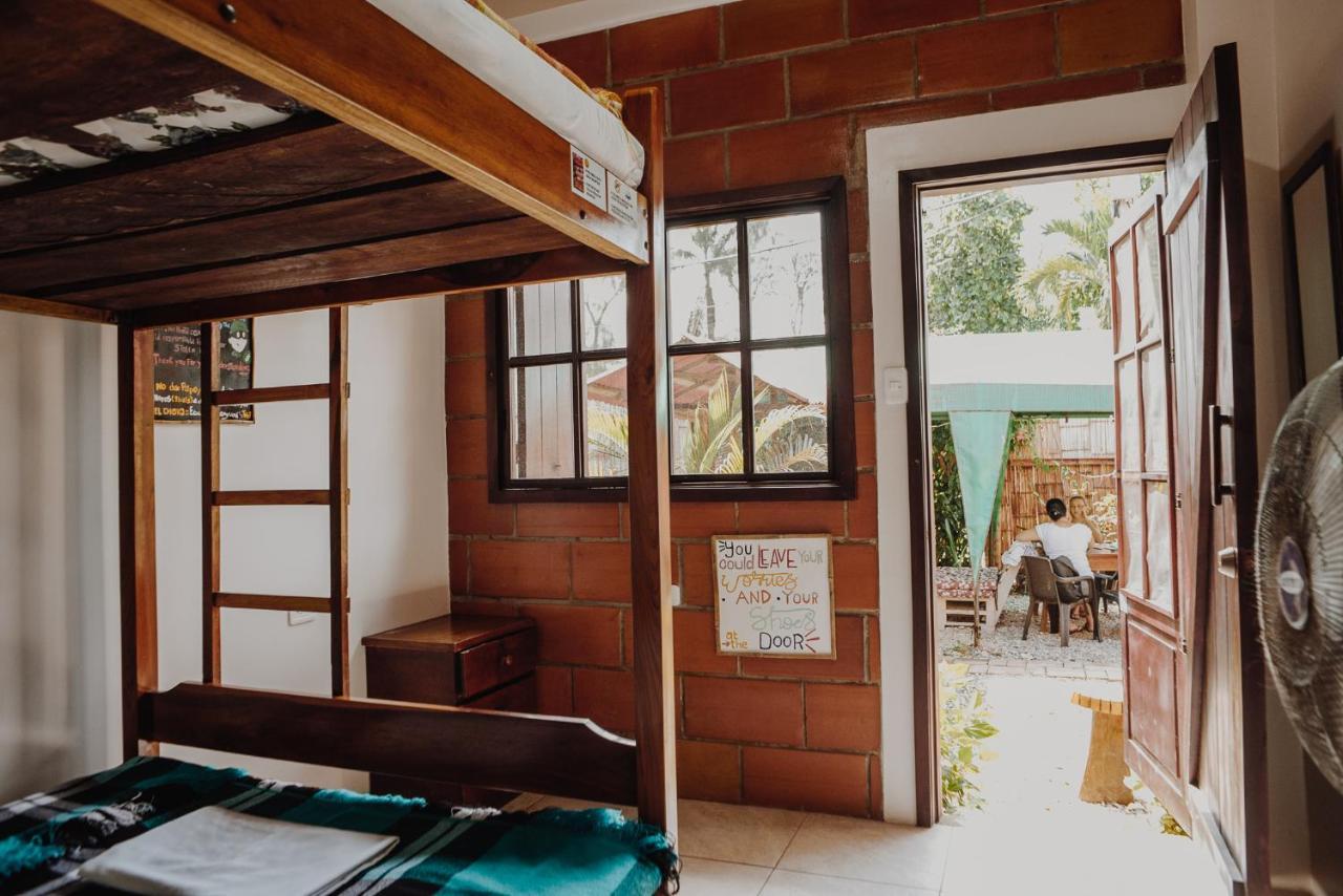 Esperanto Bed & Breakfast Surf Hostel Montanita Exterior photo