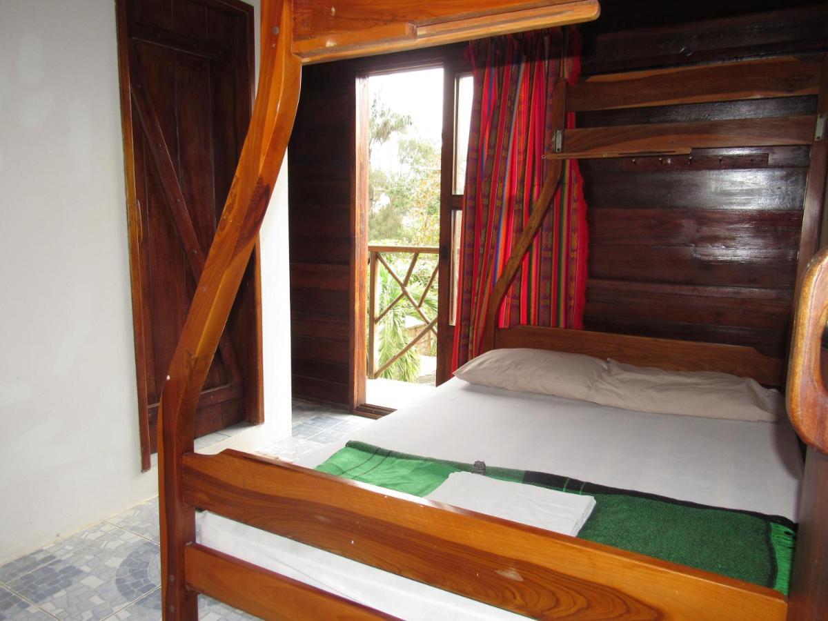 Esperanto Bed & Breakfast Surf Hostel Montanita Exterior photo